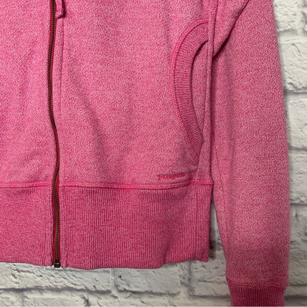 Patagonia Women’s Heathered Pink Zip Up Hoodie - Picture 6 of 12